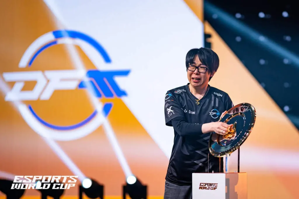 GO1 Champion EWC 2025 Fatal Fury