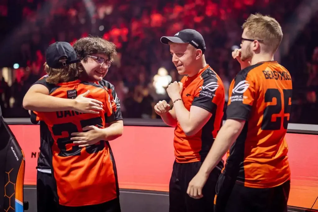 NRG conquista o título do RLCS World Championship 2025 em final eletrizante contra a Team Falcons