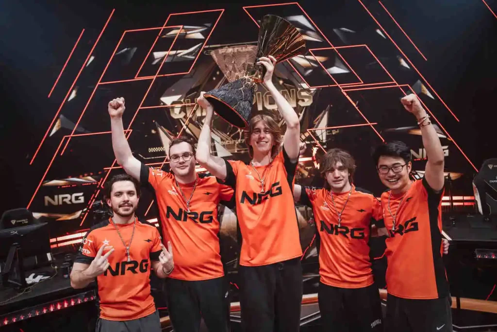 NRG é a grande campeã do Champions 2025 em uma final histórica contra a Fnatic