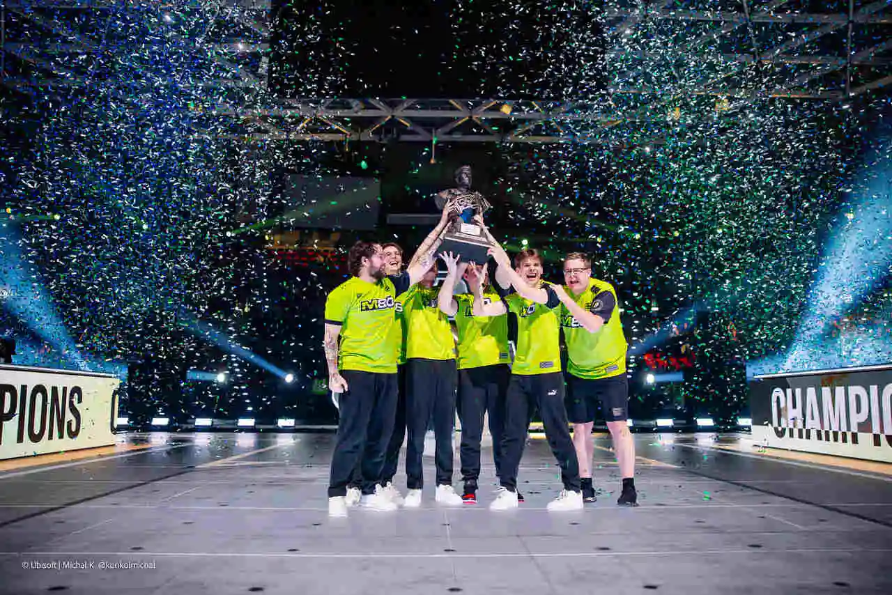 M80 R6 Major champions