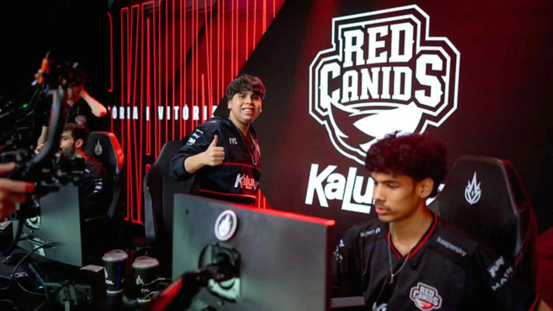 Hegemonia da RED Canids CBLOL no Servidor