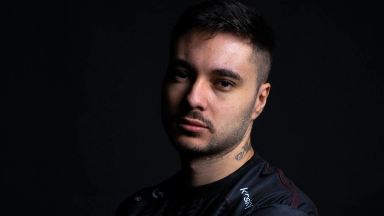 polêmica saída de felps